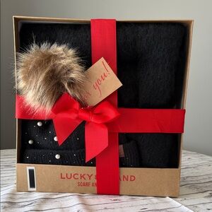 Lucky Brand Black Scarf & Hat Set - Hat has Faux Fur Pom & Scarf is Fringed